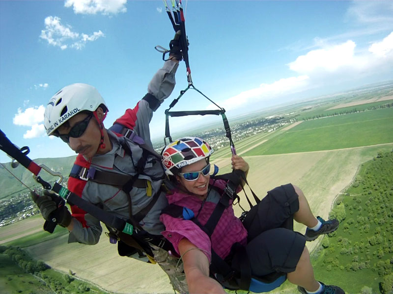 Karakol paragliding